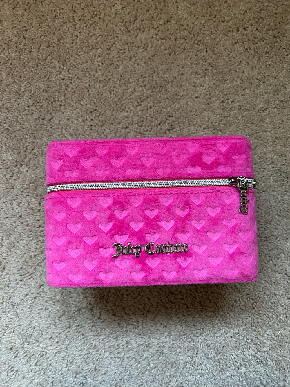 Pink juicy couture makeup bag